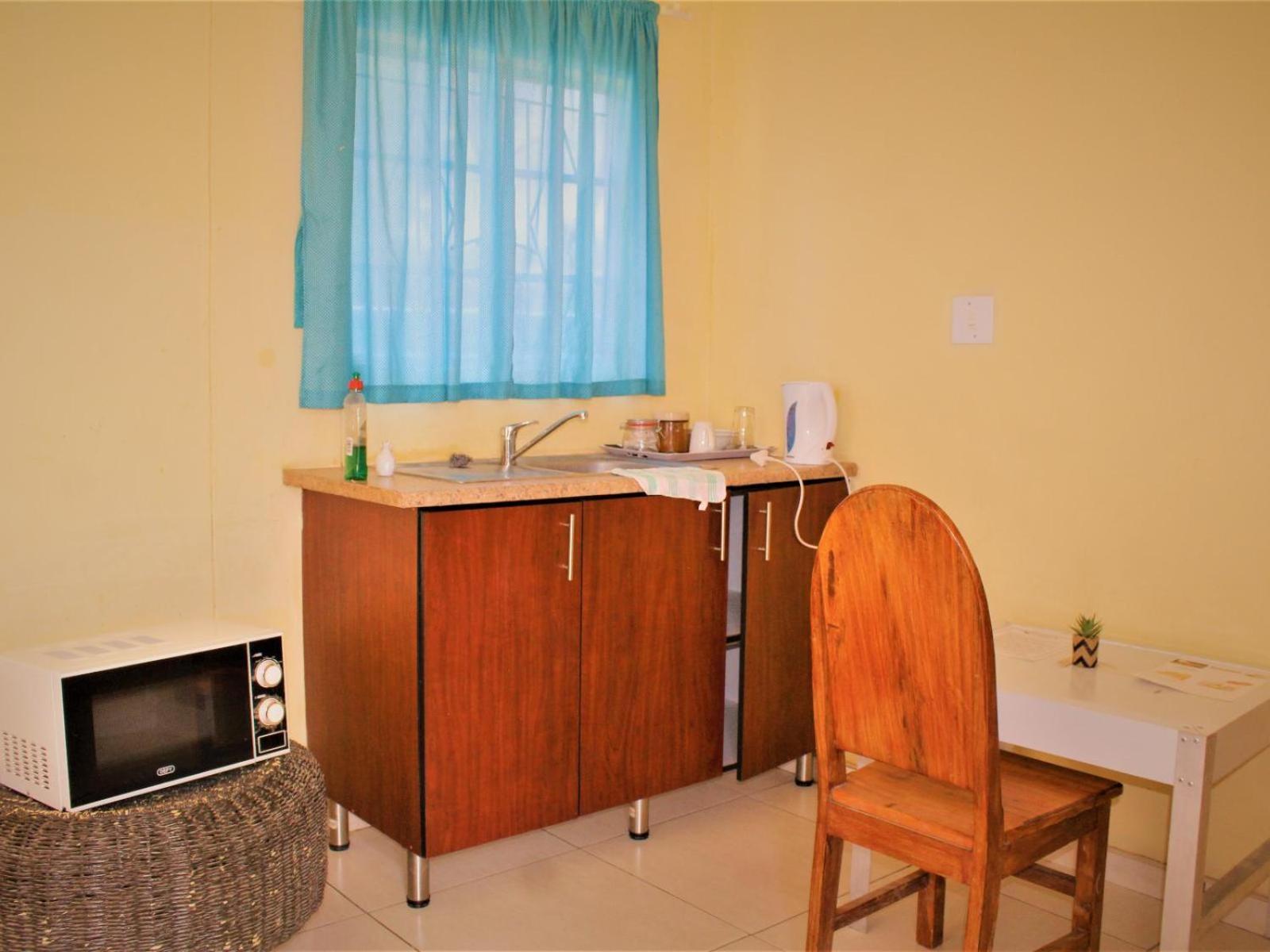 P Wake Guesthouse Opuwo Oda fotoğraf